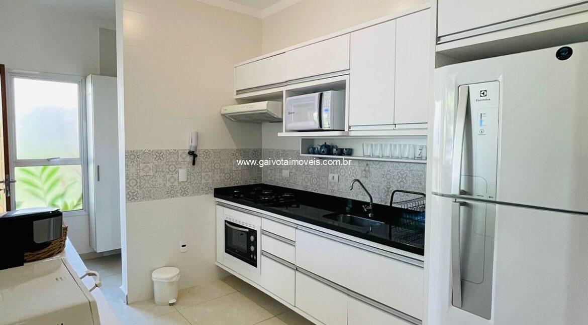 3a027185-48f1-43f6-995f-a7399e4f1363